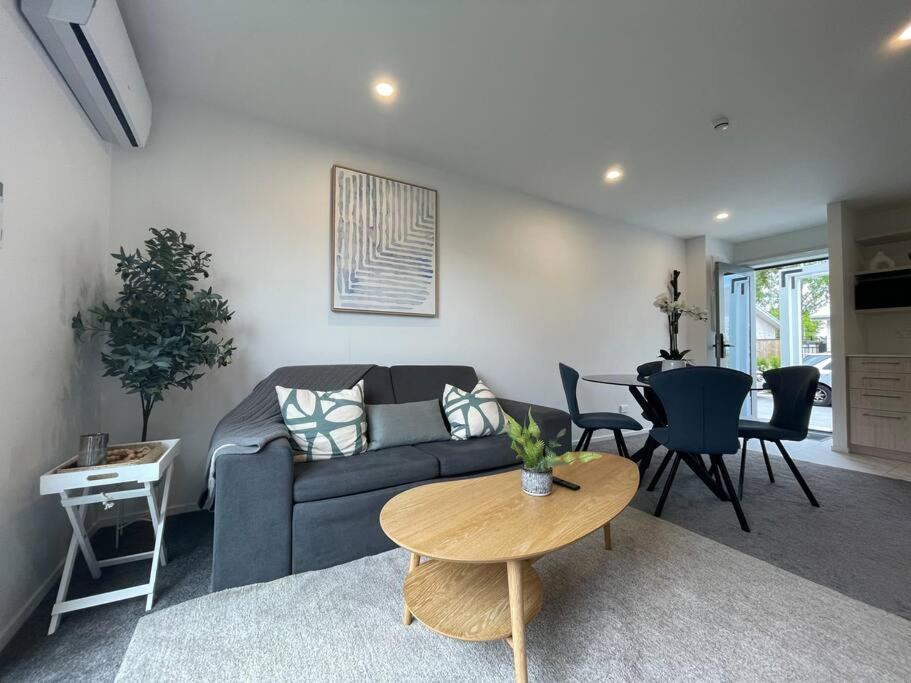 Villa Parkside Retreat - 3 Beds -Sleeps 6 Near Westfield Christchurch Esterno foto